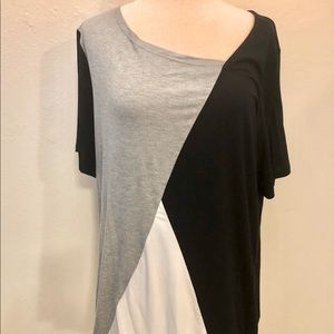 Sarin Matthews Gray/White/Black Pullover Top
